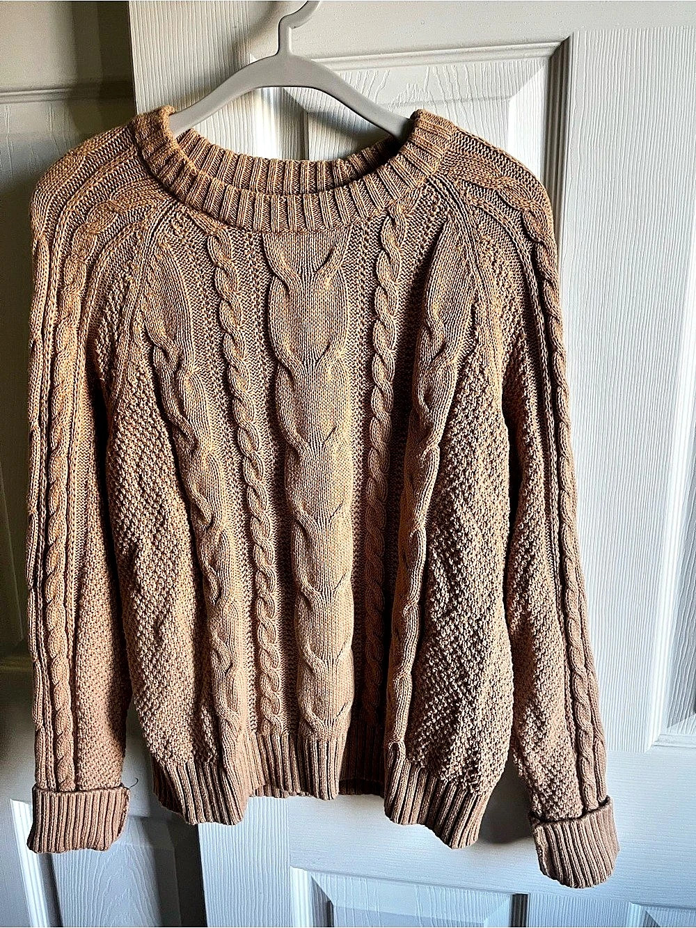 Gap Cable Knit Sweater in light Brown
